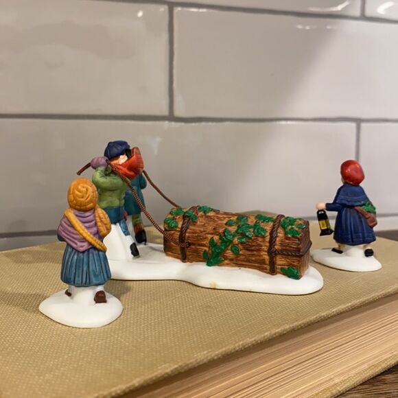 Dept 56 Bringing Home The Yule Log Figurine Set Christmas Village #5558-1 - Picture 2 of 8